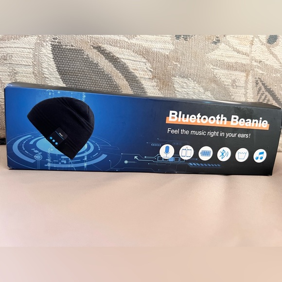 Rotibox Bluetooth Beanie Hat Wireless Headphone for Outdoor Sports - Picture 3 of 4